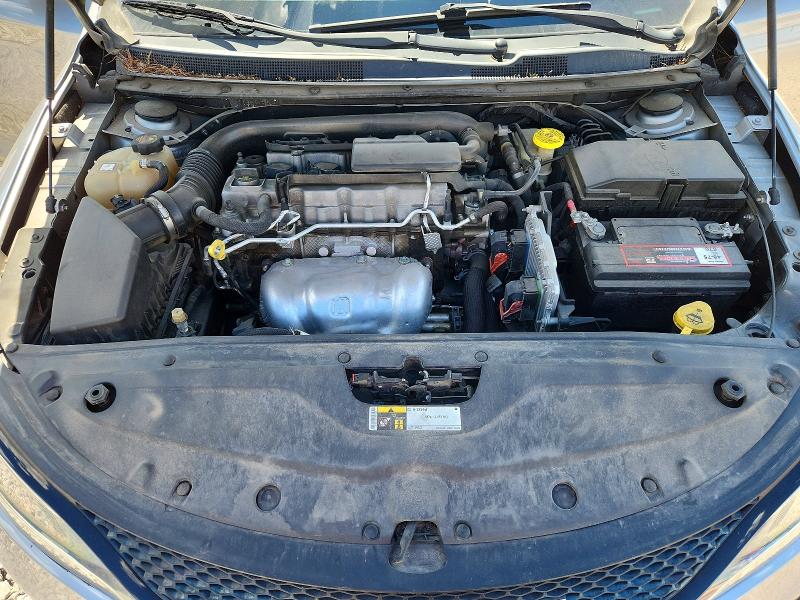 Photo 11 from auction – 2016 CHRYSLER 200 with VIN 1C3CCCBB4GN137898