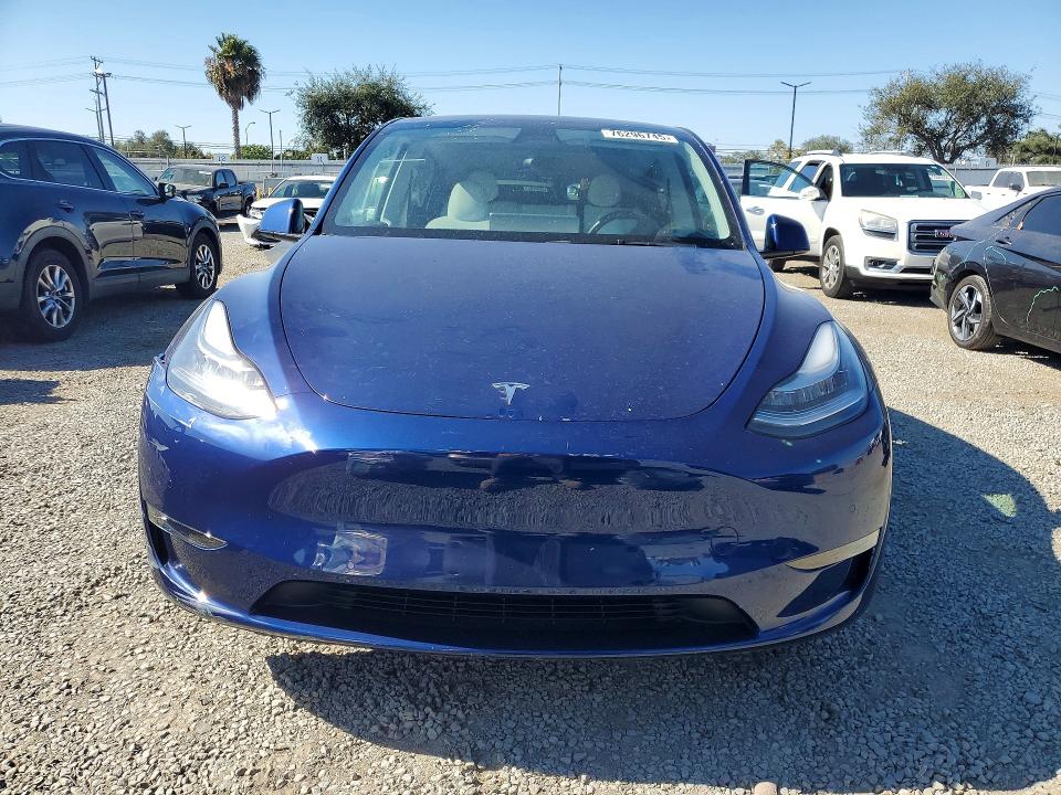 Photo 5 from auction – 2022 TESLA MODEL Y with VIN 7SAYGAEE2NF464959
