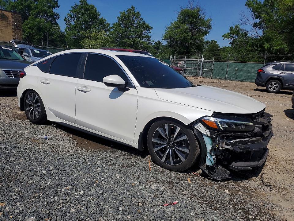 Photo 4 from auction – 2024 HONDA CIVIC with VIN 19XFL1H75RE030236