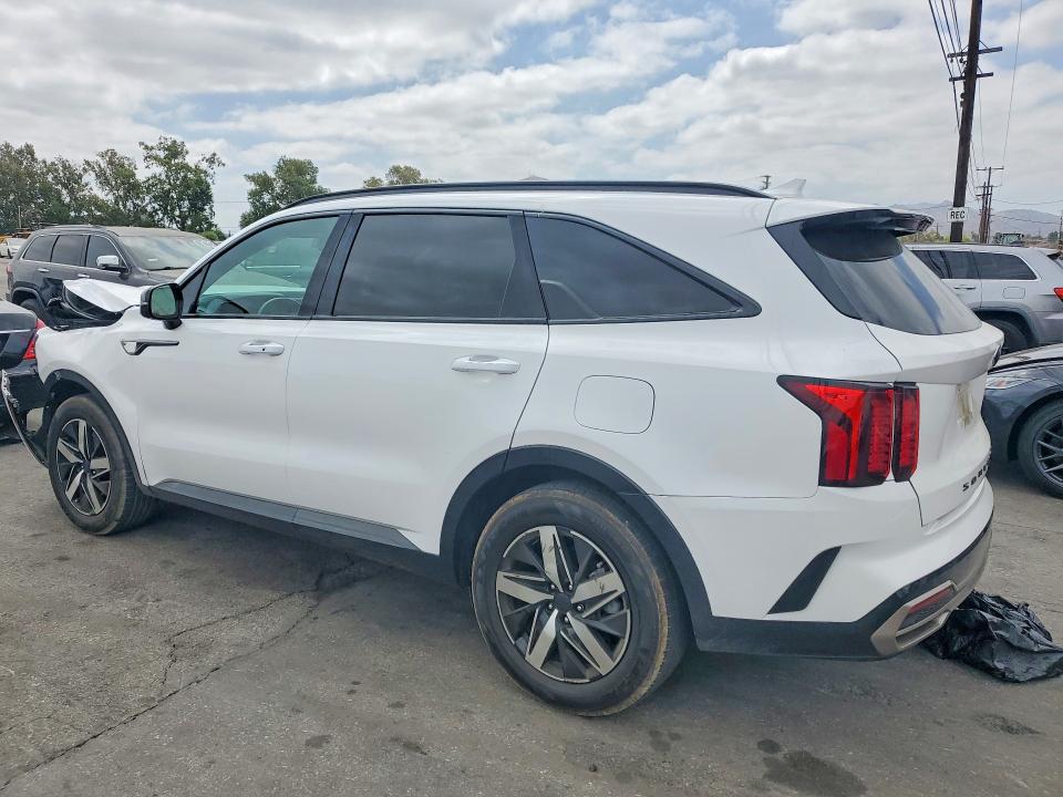 Photo 2 from auction – 2021 KIA SORENTO with VIN 5XYRL4LC7MG022248