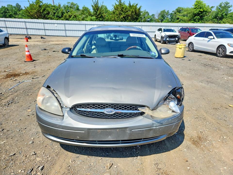 Photo 5 from auction – 2002 FORD TAURUS with VIN 1FAHP56S02A202358