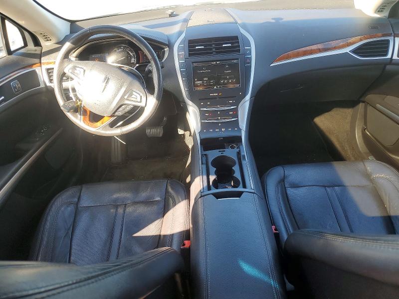 Photo 8 from auction – 2014 LINCOLN MKZ with VIN 3LN6L2LU0ER824496