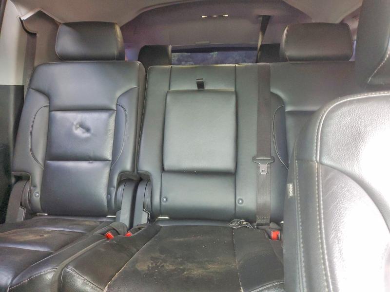 Photo 10 from auction – 2019 CHEVROLET SUBURBAN with VIN 1GNSCHKC3KR404583