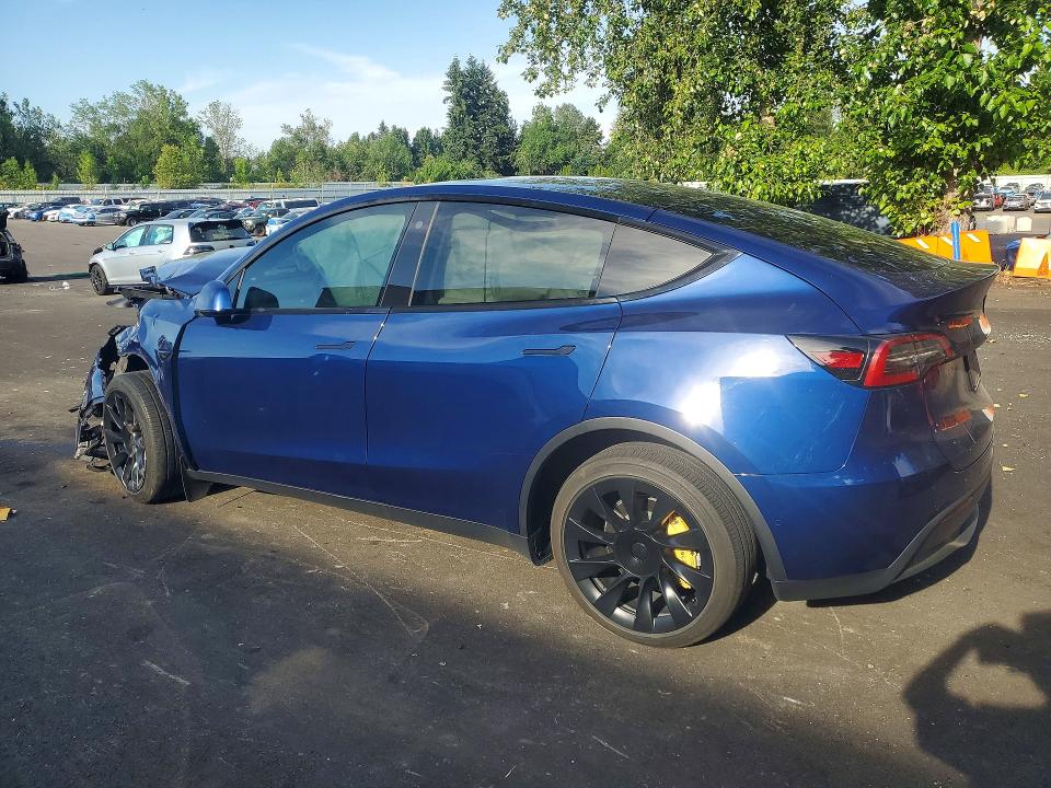 Photo 2 from auction – 2022 TESLA MODEL Y with VIN 7SAYGDEE7NF344995