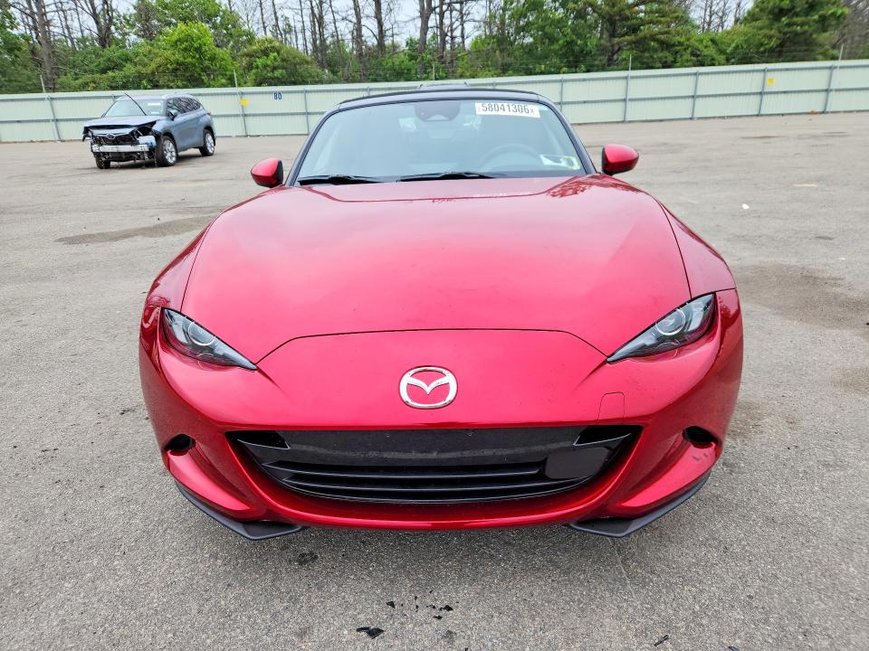 Photo 5 from auction – 2025 MAZDA MX-5 MIATA with VIN JM1NDAD78S0650981