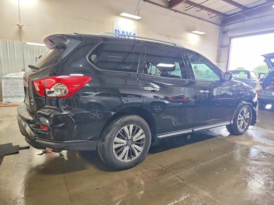 Photo 3 from auction – 2019 NISSAN PATHFINDER with VIN 5N1DR2MM6KC597099