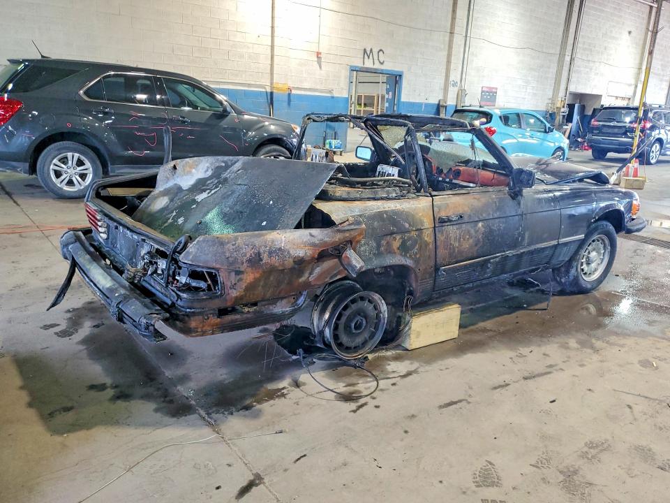 Photo 3 from auction – 1985 MERCEDES-BENZ 380 with VIN WDBBA45C2FA026391