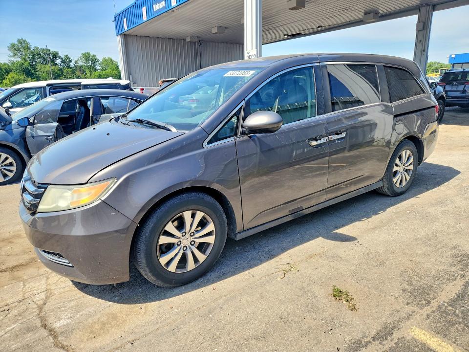 HONDA ODYSSEY 2016 with VIN 5FNRL5H32GB023270 - Photo from auction