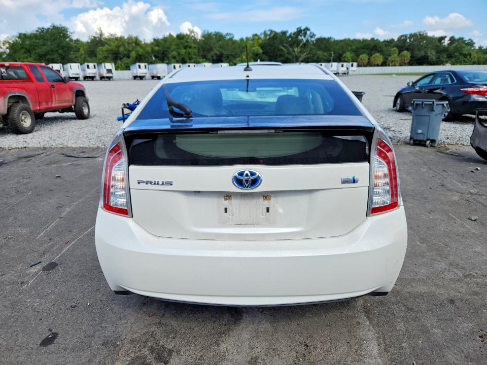 Photo 6 from auction – 2015 TOYOTA PRIUS with VIN JTDKN3DU2F1894868