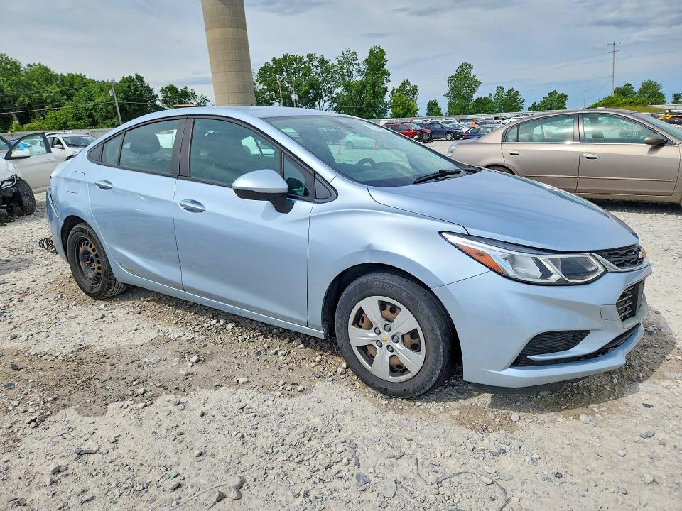 Photo 4 from auction – 2017 CHEVROLET CRUZE with VIN 1G1BC5SM7H7223466