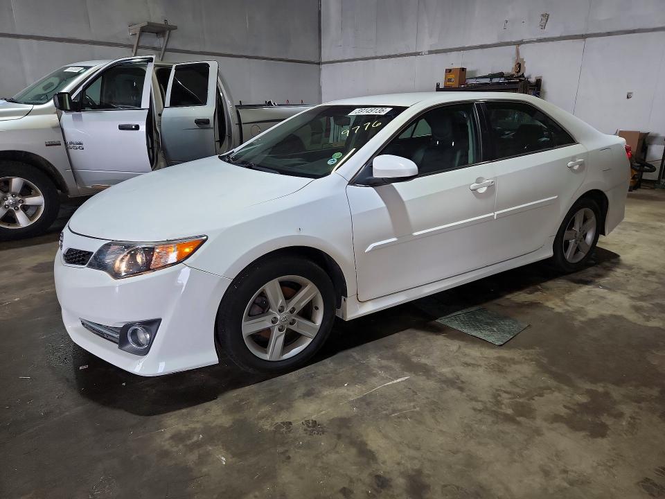 TOYOTA CAMRY 2014 with VIN 4T1BF1FK4EU809776 - Photo from auction