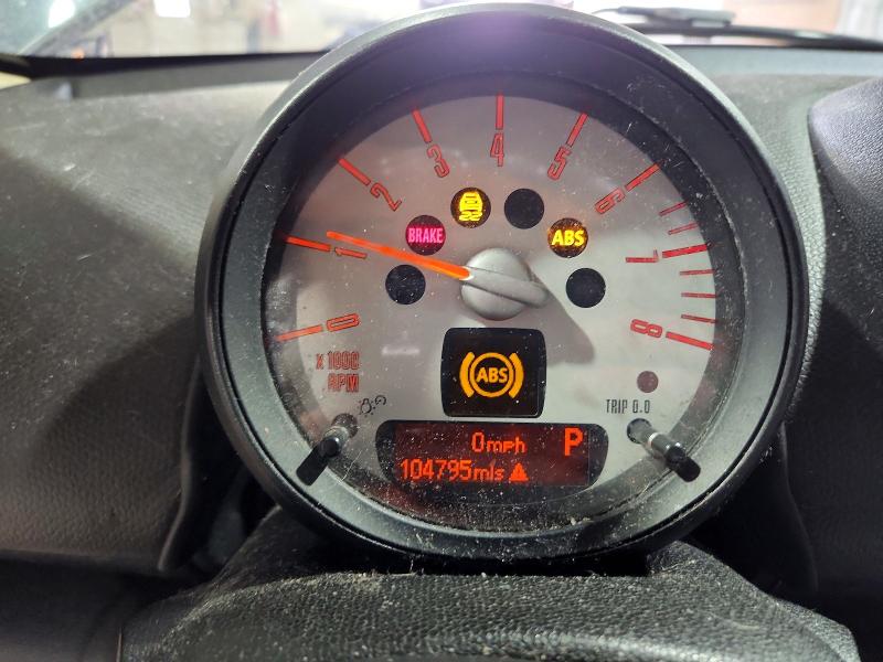 Photo 9 from auction – 2011 MINI COOPER with VIN WMWZB3C5XBWM00073