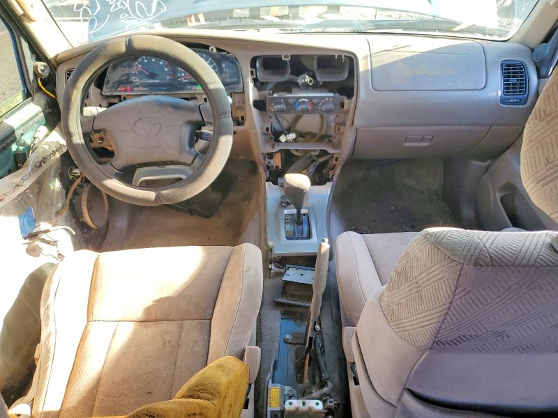Photo 8 from auction – 2001 TOYOTA 4RUNNER with VIN JT3GN86RX10182395