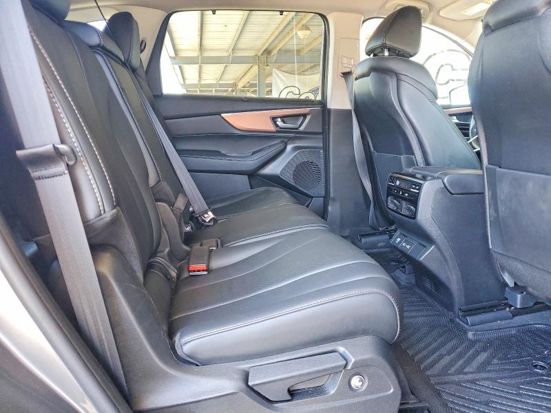 Photo 11 from auction – 2022 ACURA MDX with VIN 5J8YD9H46NL012230