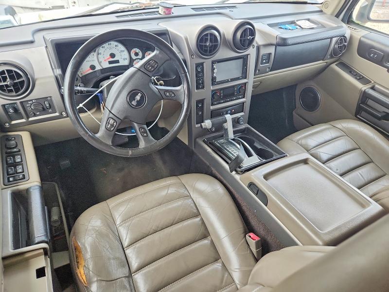 Photo 8 from auction – 2004 HUMMER H2 with VIN 5GRGN23U74H122421
