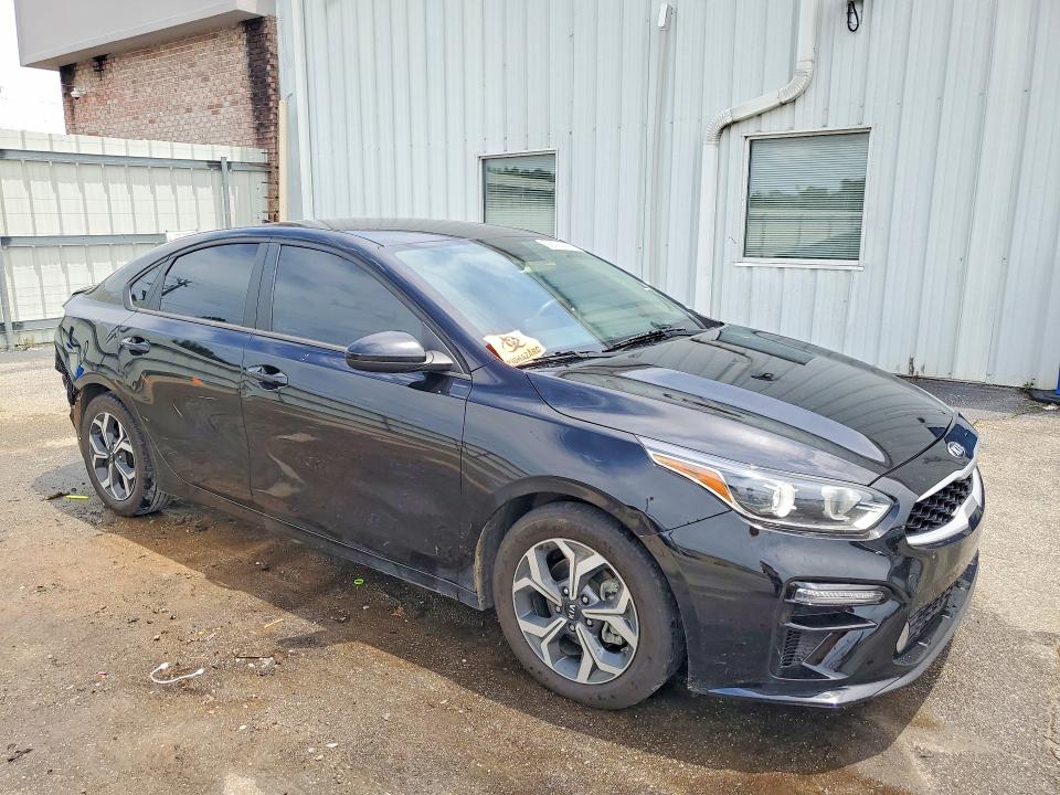Photo 4 from auction – 2021 KIA FORTE with VIN 3KPF24AD5ME381340