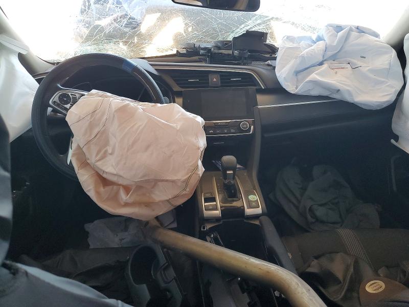 Photo 8 from auction – 2018 HONDA CIVIC with VIN 2HGFC2F80JH574381