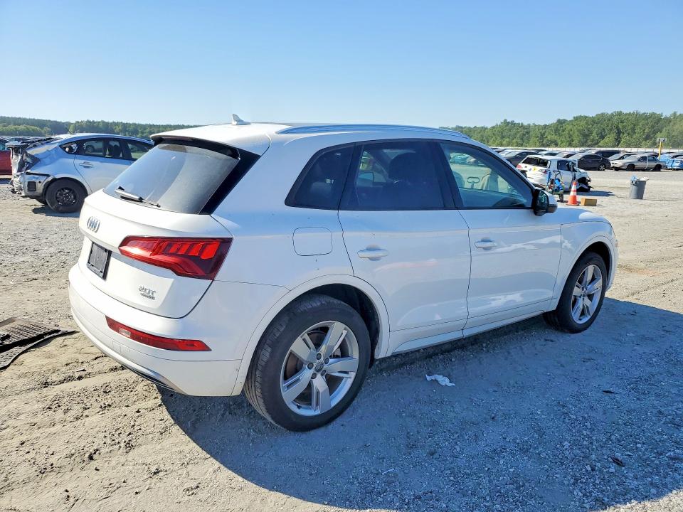 Photo 3 from auction – 2018 AUDI Q5 with VIN WA1ANAFY9J2017291