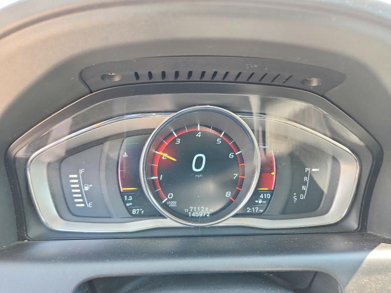 Zdjęcie 9 z aukcji – 2016 VOLVO XC60 z VIN YV4612RK3G2853298