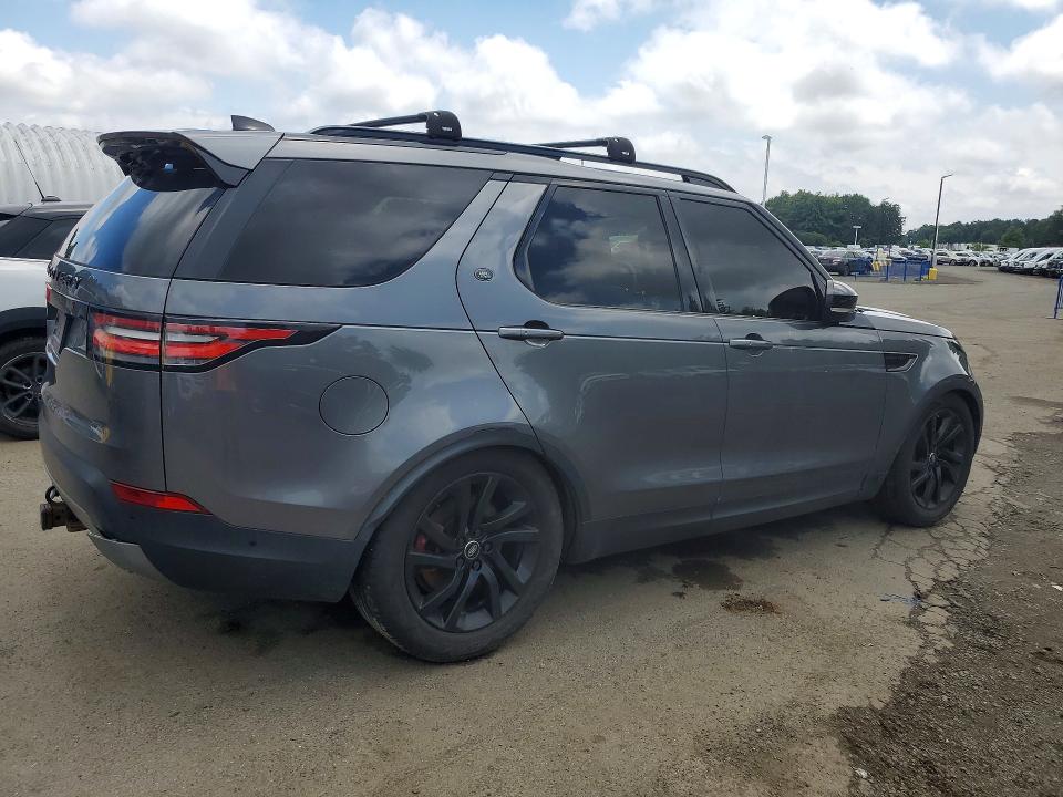 Photo 3 from auction – 2017 LAND ROVER DISCOVERY with VIN SALRHBBKXHA043950