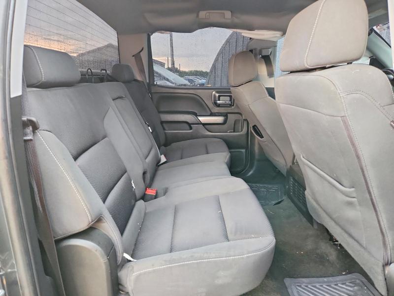 Photo 10 from auction – 2018 CHEVROLET SILVERADO with VIN 3GCUKRER6JG369305