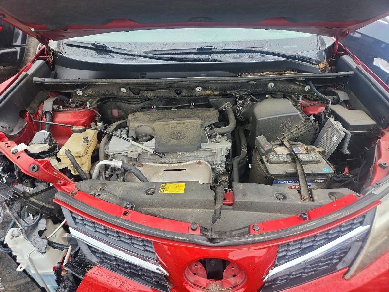 Photo 12 from auction – 2015 TOYOTA RAV4 with VIN JTMRFREV8FJ028095