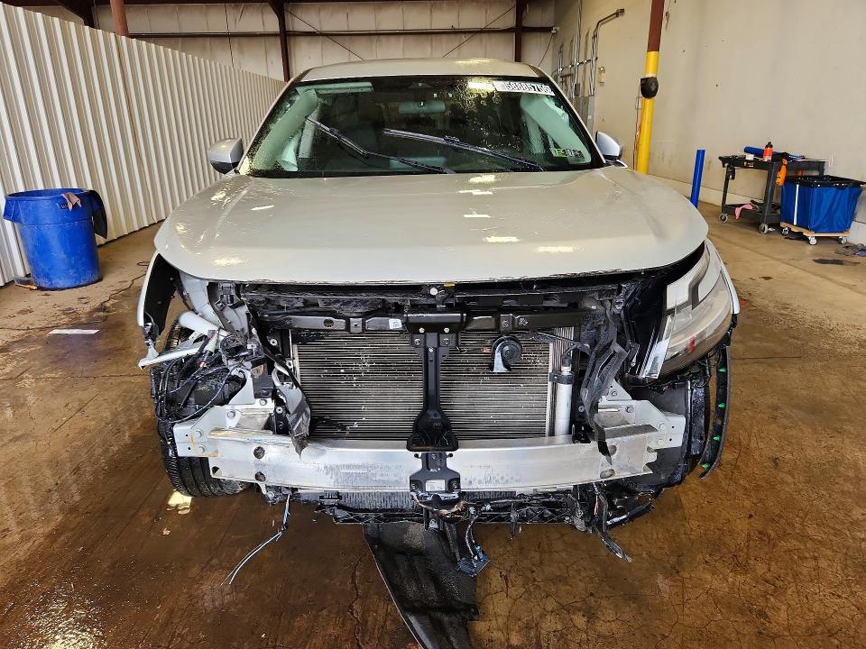 Photo 5 from auction – 2022 NISSAN PATHFINDER with VIN 5N1DR3AC0NC210200