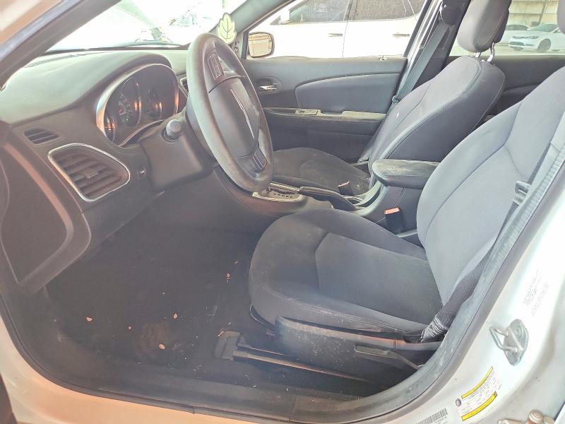 Photo 7 from auction – 2012 CHRYSLER 200 with VIN 1C3CCBAB9CN256715