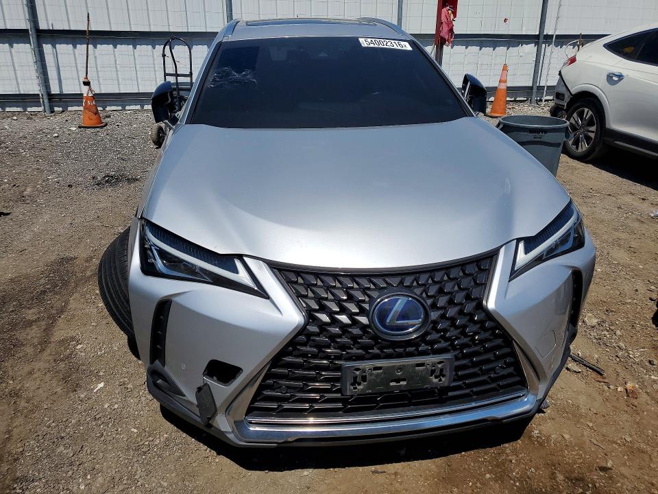 Photo 5 from auction – 2019 LEXUS UX with VIN JTHU9JBH8K2016694