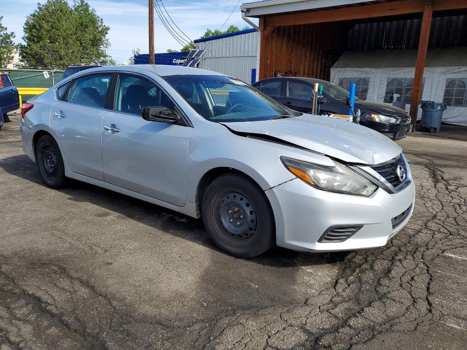 Photo 4 from auction – 2016 NISSAN ALTIMA with VIN 1N4AL3AP3GN363016