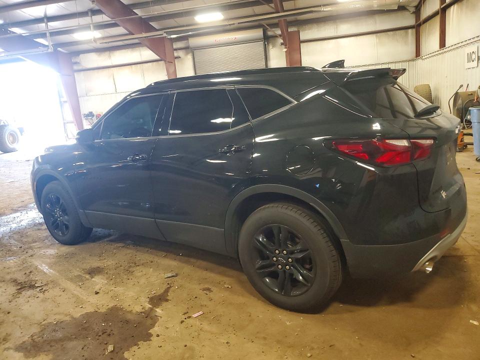 Photo 2 from auction – 2020 CHEVROLET BLAZER with VIN 3GNKBDRS7LS685195
