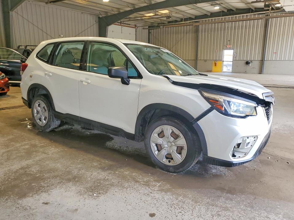 Photo 4 from auction – 2019 SUBARU FORESTER with VIN JF2SKAAC4KH440066