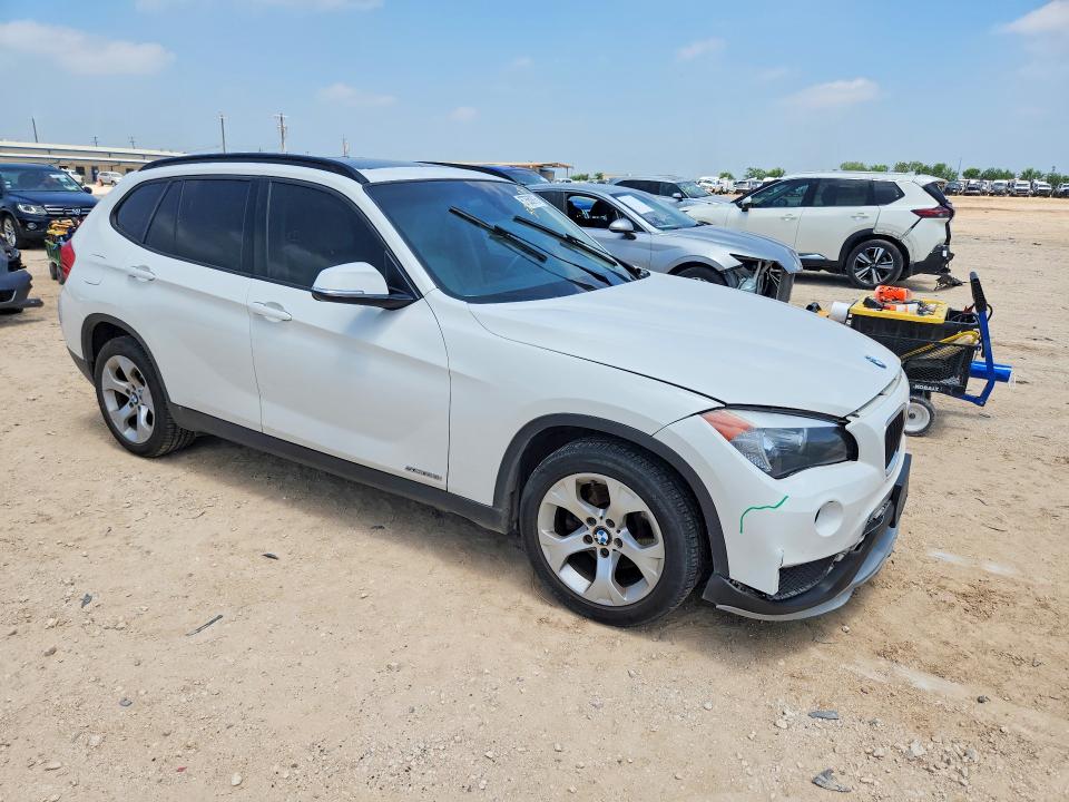 Photo 4 from auction – 2015 BMW X1 with VIN WBAVM1C52FV317570