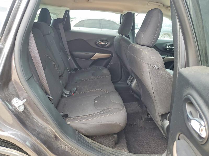 Photo 11 from auction – 2017 JEEP CHEROKEE with VIN 1C4PJMCS4HW651902