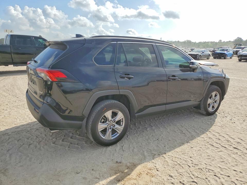 Photo 3 from auction – 2025 TOYOTA RAV4 with VIN 2T3W1RFV2SC345691