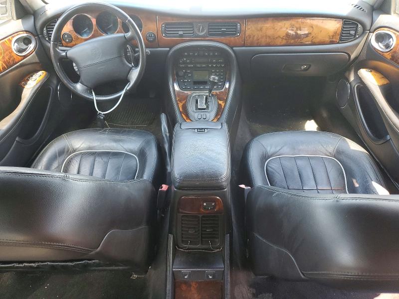 Photo 8 from auction – 2001 JAGUAR XJ8 with VIN SAJDA14C21LF36994