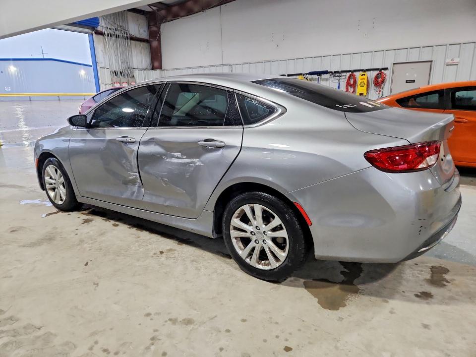 Photo 2 from auction – 2016 CHRYSLER 200 with VIN 1C3CCCAB4GN132721