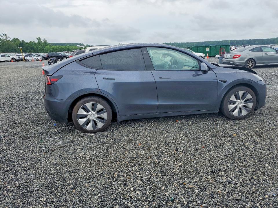 Photo 3 from auction – 2021 TESLA MODEL Y with VIN 5YJYGAEE7MF188225