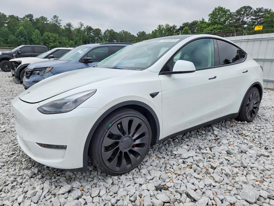 صورة رقم 1 من المزاد - 2025 TESLA MODEL Y مع VIN 7SAYGDEF9SA343168