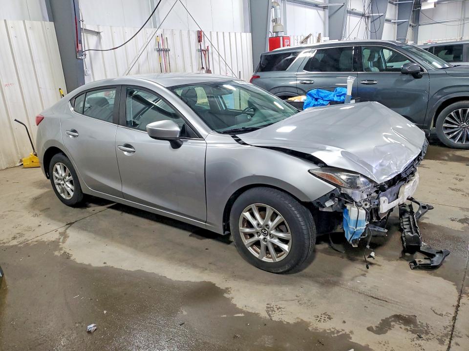 Photo 4 from auction – 2016 MAZDA 3 with VIN JM1BM1U75G1303807