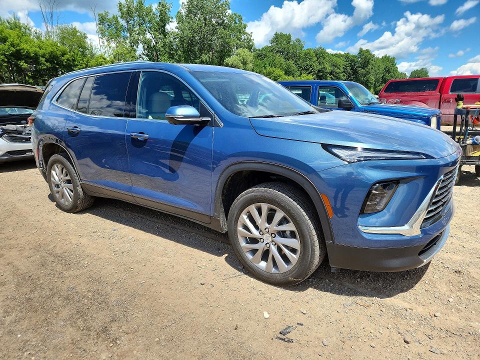 Photo 4 from auction – 2025 BUICK ENCLAVE with VIN 5GAEVARS0SJ116864