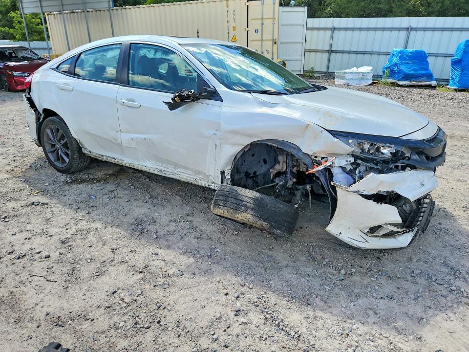Photo 4 from auction – 2021 HONDA CIVIC with VIN 19XFC1F30ME012011