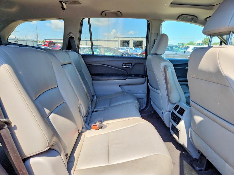 Photo 11 from auction – 2016 HONDA PILOT with VIN 5FNYF6H54GB008943