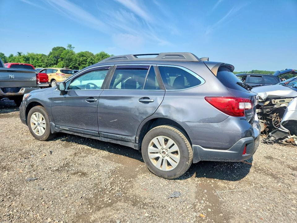 Photo 2 from auction – 2018 SUBARU OUTBACK with VIN 4S4BSACC2J3286377