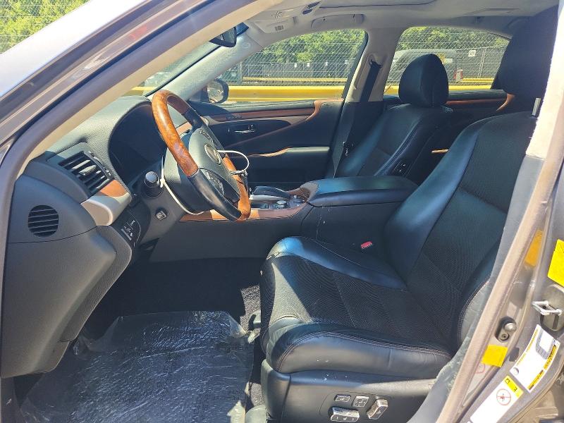 Photo 7 from auction – 2013 LEXUS LS with VIN JTHCL5EF8D5016176
