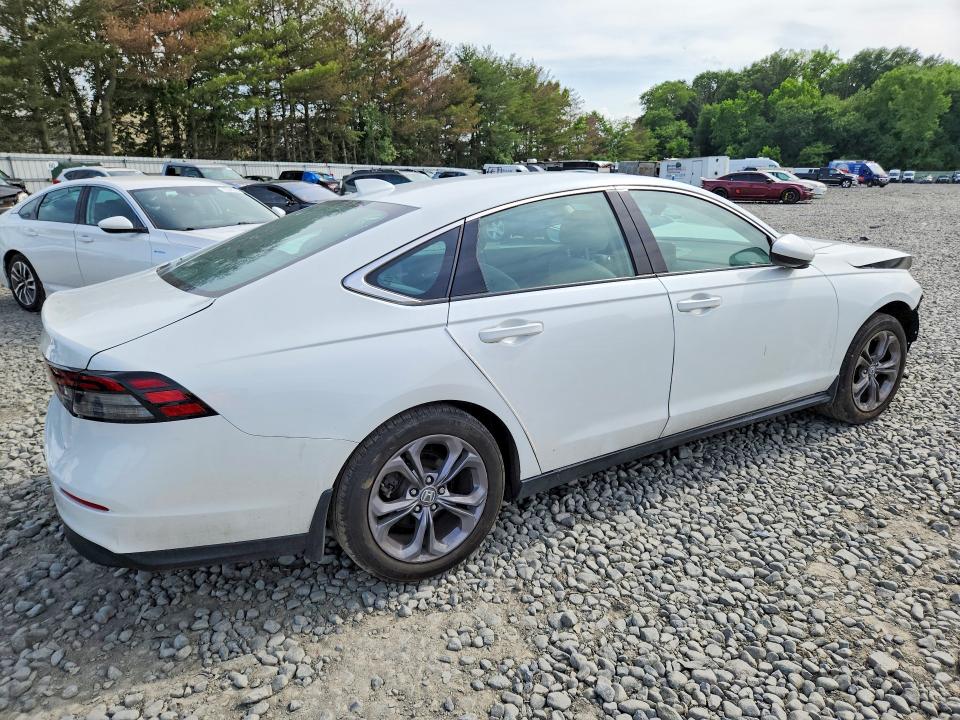 Фото 3 с аукциона – 2024 HONDA ACCORD с VIN 1HGCY1F37RA030666