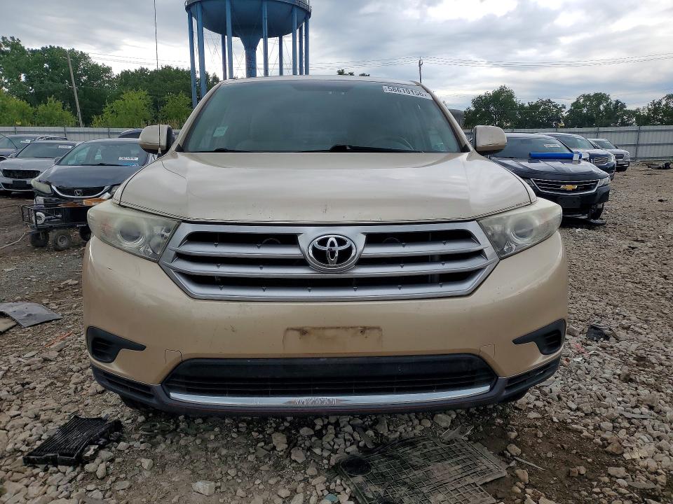 Photo 5 from auction – 2011 TOYOTA HIGHLANDER with VIN 5TDZA3EH5BS016196