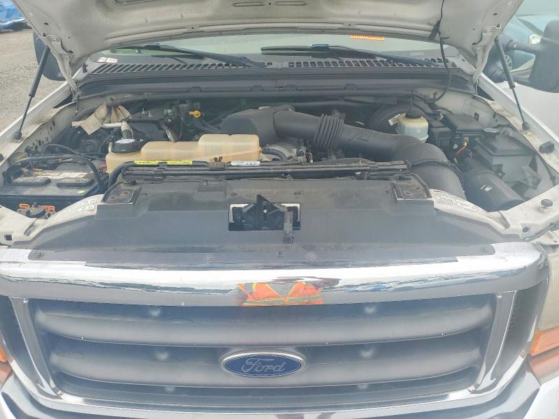 Photo 11 from auction – 2000 FORD F350 with VIN 1FTWX33S8YED76352