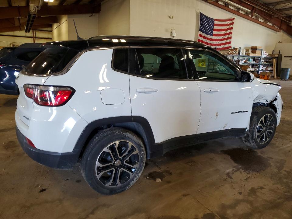 Photo 3 from auction – 2022 JEEP COMPASS with VIN 3C4NJDCB9NT146494