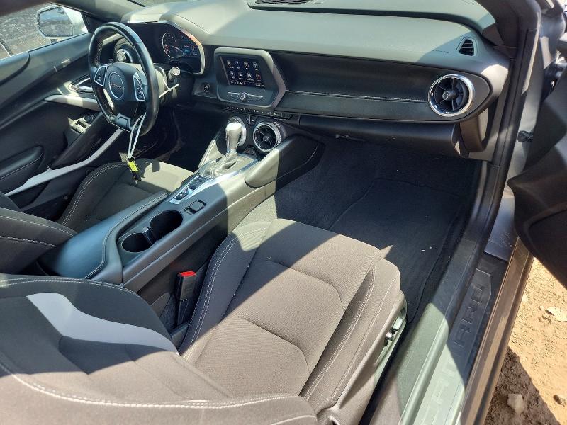 Photo 8 from auction – 2021 CHEVROLET CAMARO with VIN 1G1FB1RX1M0135013